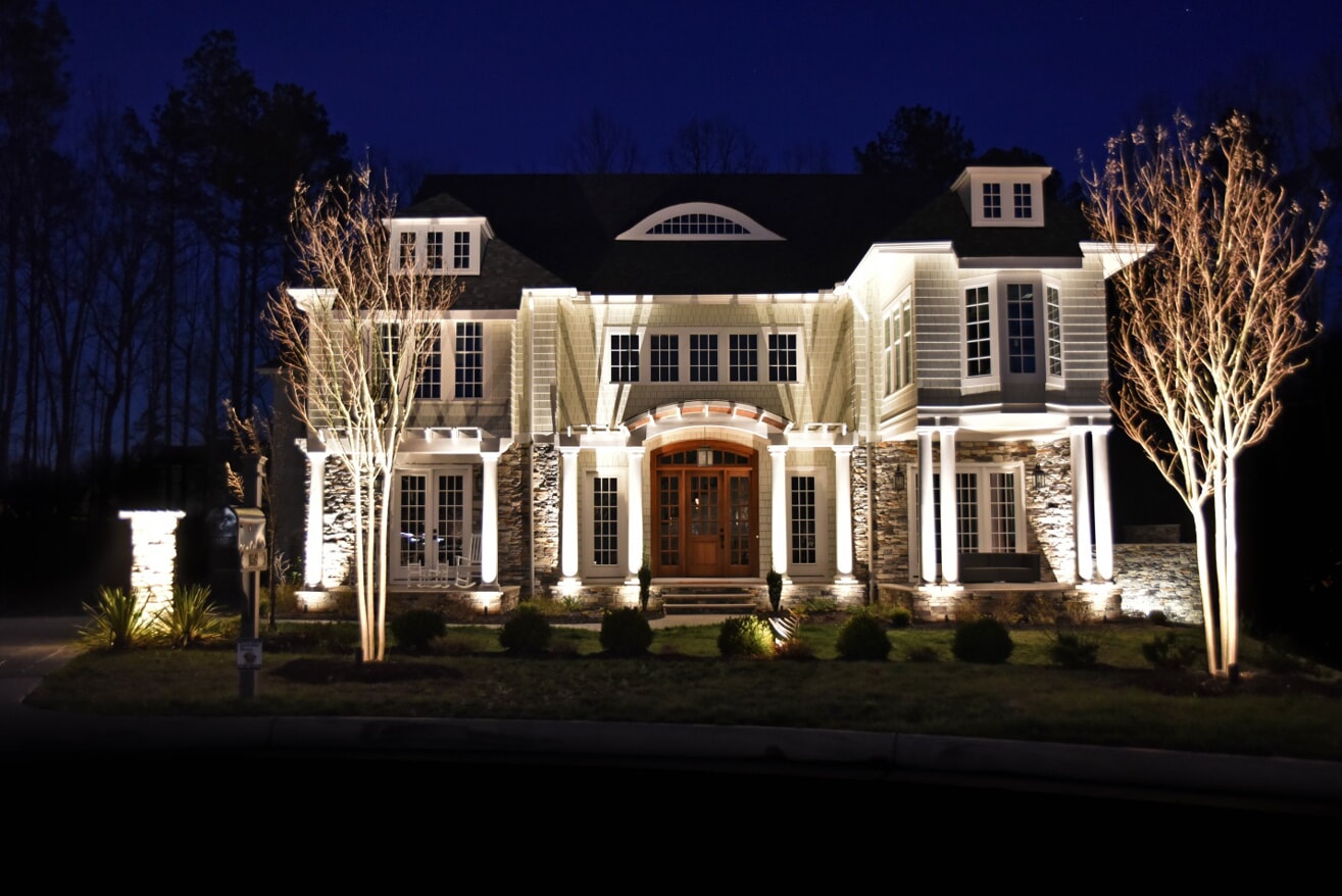white house lit up